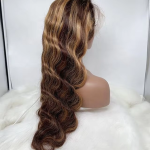 Perruque en dentelle frontale et fermeture en cheveux humains bouclés naturels en gros, style tendance, toutes les couleurs disponibles - Product Image 4