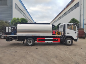 Camion distributeur d'asphalte 6m³ avec largeur de pulvérisation de 6m, pulvérisateur de bitume, moteur Dongfeng Cummins - Product Image 1