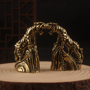 Ornement de bureau en laiton massif, tigre, 2 pièces, animal du zodiaque Feng Shui, animal de compagnie pour le thé, fournitures de bureau - Product Image 2