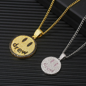 Colgante Hip Hop Drew Smile Personalizado, Chapado en Oro, Engaste de Puntas, Plata 925, Moissanita, Joyería Fina Brillante - Product Image 3