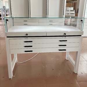 Nouvelle <span class=keywords><strong>promotion</strong></span> : Vitrine numérique pliable au design moderne, personnalisable, pour bijoux, montres et autres articles de présentation en magasin. - Product Image 1