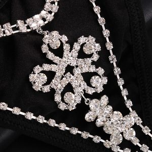 Moda delicada flor hueca mariposa diamantes de imitación Tanga cintura cuerpo cadena brillo diamante mariposa cristal calzoncillos bragas - Product Image 2