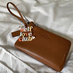 2.5x2.25 inch Tự Tình Yêu Câu lạc bộ nhựa móc khóa tùy chỉnh cá nhân xe trang trí phụ kiện Keyring Acrylic Keychain - Product Image 5