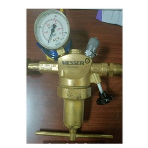 Válvula Reductora de Presión Messer de 1/4 Pulgada, Regulador Manual de Amoníaco de Una Etapa - Product Image 1