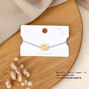 Pulsera de acero inoxidable de 12x14 cm con letra Q chapada en oro, regalo de joyería de moda unisex - Product Image 3