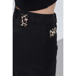 กางเกงขากว้างผู้หญิงมีกระเป๋า - 32116PNT - สีดำ - Product Image 2