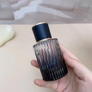 น้ำหอมแบรนด์แท้ขายส่ง ระดับท็อป หรูหรา สำหรับผู้หญิง กลิ่นผลไม้ แบบสเปรย์ ขนาดปกติ ใช้ได้ทุกวัน ระดับมืออาชีพ น้ำหอม Eau De Toilette - Product Image 2