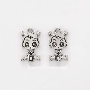 Colgante de Niña con Ojos de Estrella y Cola de Caballo, de Aleación de Zinc Plateada Antigua, para Adorno de Correa de Teléfono Kawaii - Product Image 1