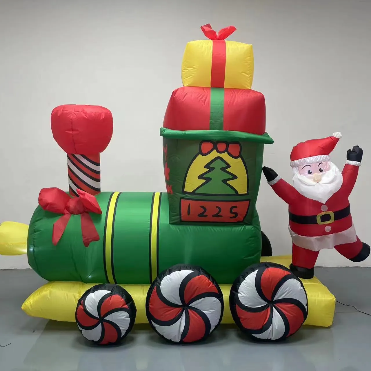 2023 nóng bán nhỏ giá rẻ giáng sinh Inflatable Santa Claus Snowman với món quà Train vòm Cây giáng sinh trang trí nguồn cung cấp