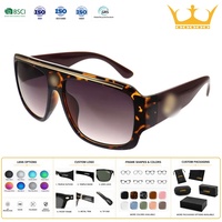 Lunettes de soleil carrées surdimensionnées tendance, protection UV400, design vintage universel, pour hommes et femmes, idéales pour l'extérieur