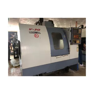 O centro de usinagem CNC V30 de Taiwan V-30M tem um bom desempenho de trabalho e a velocidade pode chegar a 8000 rpm.