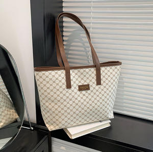 Sacs à main de luxe pour femmes 2025, sacs à main en cuir PU de marque, sacs à bandoulière, sacs messagers, chaîne, doublure en polyester imperméable, sac à bandoulière - Product Image 3