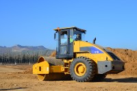 Compacteur de sol vibrant à tambour unique SEM518 de haute qualité, 18 tonnes