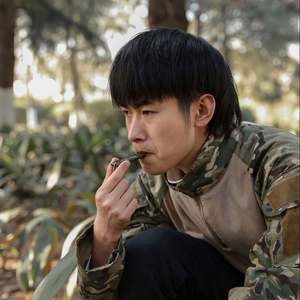 Silbato de 3 frecuencias, silbato de supervivencia de alto decibelio, llavero portátil para acampar, senderismo, silbato de supervivencia de emergencia, herramientas para exteriores 2023 - Product Image 4