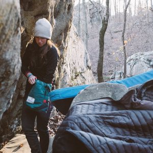Durable Eco-friendly RPET Sac a Rock Climbing <b>Chalk</b> Bag Custom Weightlifting Bucket Pot Recycled <b>Gymnastics</b> Boulder <b>Chalk</b> Bag - Product Image 2