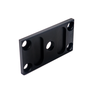 Base de Montaje de Aluminio Fresada por CNC Personalizada con Rosca de 1/4'', Placa Adaptadora Anodizada Negra de Precisión, Fijador Metálico de 5 Orificios - Product Image 3