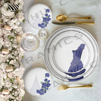 Mode élégante-Collection d'assiettes en porcelaine florale avec illustrations de robe et accents de rose violette