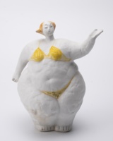 Statue de poupée en porcelaine bleue faite à la main en gros, sculpture figurative en céramique pour la décoration de table à la maison/à l'hôtel