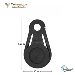 Black Plastic Carabiner Clip for Outdoor <b>Camping</b> and <b>Hiking</b> Activities 1PC - Product Image 3