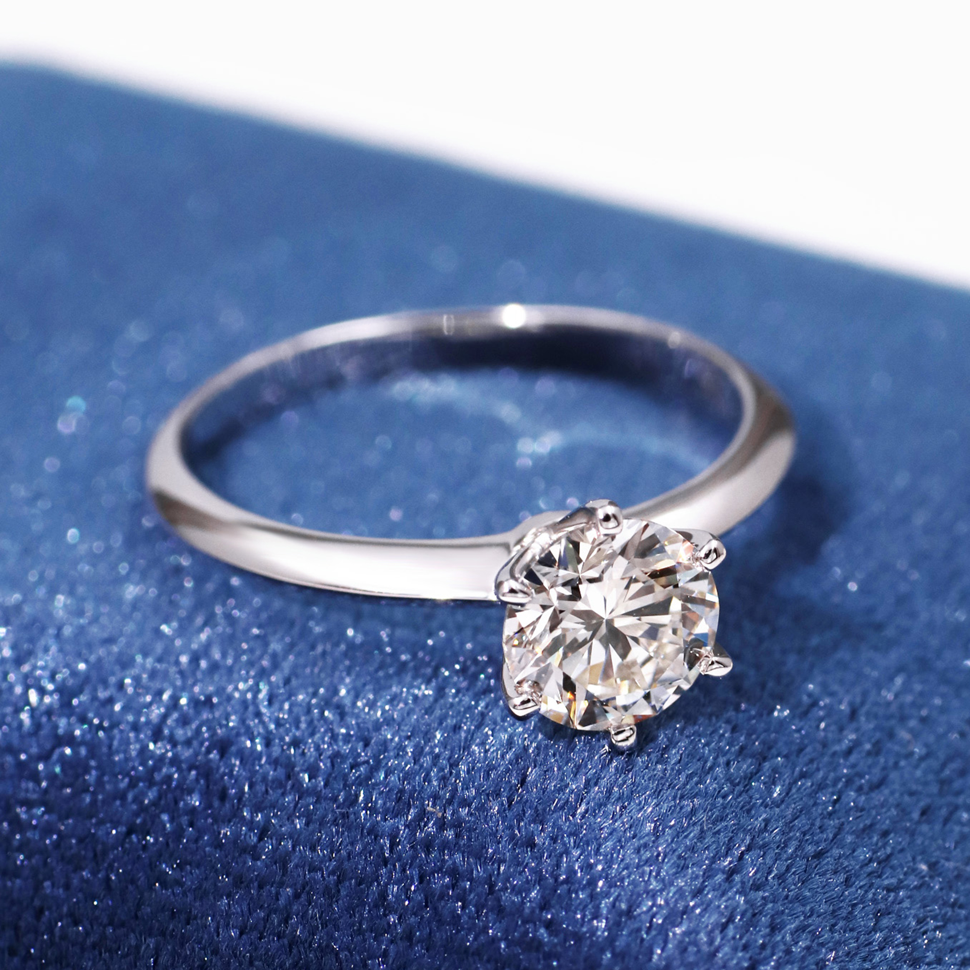 YMRC47 E SI2 1.08CT