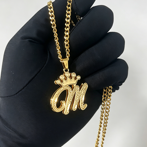 Collana Personalizzata con Iniziali a Corona, Placcata in Oro 18K, Acciaio Inossidabile, Targhetta 3D, Regalo di Compleanno per Innamorati - Product Image 5
