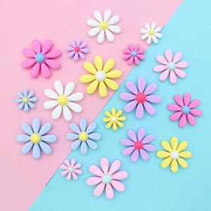 Wholesale Kawaii Resin Daisy Flowers Cabochons Flat Back Charms Kids DIY Hair Accessories Crafts