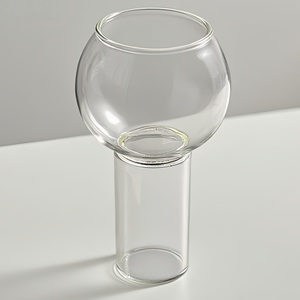 Ballon de <span class=keywords><strong>Gin</strong></span> transparent tasse en verre créative tasse de crème glacée forme de gourde tasse de barre à paroi unique en forme de gourde tasses en verre à Dessert - Product Image 5