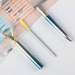 Promotion Stylo à bille en métal multicolore avec cristaux et grand diamant sur le dessus - Product Image 4