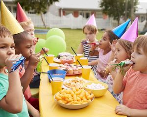 200 pièces * 50 paquets de pailles en plastique flexibles noires, 7,75 x 0,23 pouces, pailles courbées pour les fêtes - Product Image 4