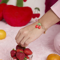 Gemnel Chunky Cute Sieraden Verguld Messing Fruit Hangertje Armband met Emaille