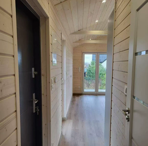 Maisonnette <span class=keywords><strong>Barn</strong></span> Tiny House moderne et mobile, en bois préfabriqué, avec grande fenêtre vitrée, à montage rapide, pour camping, complexe hôtelier et hébergement extérieur - Vente chaude - Product Image 3