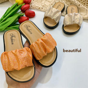 ホット販売美しい安い子供フラットスリッパ子供スリッパ屋外小さな女の子スリッパ - Product Image 5