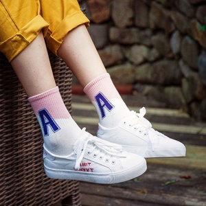 Modello di lettere di calze di cotone per giovani ragazze sportive Casual - Product Image 2