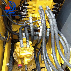 Excavatrice sur chenilles Komatsu PC130-7 d'occasion de 13 tonnes, avec bras long et chenilles en caoutchouc, certifiée CE pour la construction et la démolition - Product Image 4