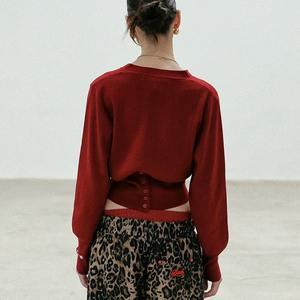 Pull en tricot de coton à col en V et à simple boutonnage, style américain tendance, pour femme - Product Image 2