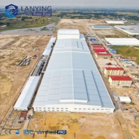 Taller Industrial Prefabricado de Acero de Gran Envergadura con Soporte para Grúa Aérea para la Fabricación de Maquinaria Pesada