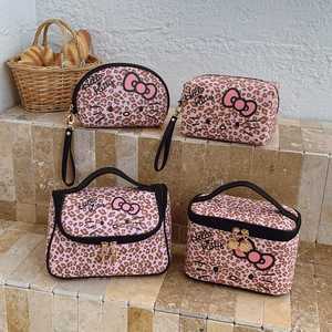 Borsa per il Trucco Portatile con Cerniera in PU con Stampa Leopardata, Originale e Autorizzata, per Donne, Viaggio e Uso Quotidiano - Product Image 3