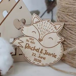 Plaque en bois personnalisée gravée au laser avec date et nom, pour annonce de mariage, thème forêt rustique, faite à la main - Product Image 6