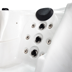 Jacuzzi de Alta Gama 110V 120V, Amplio y Confortable, Diseño para 7 Personas, para Uso en Jardín Exterior - Product Image 3