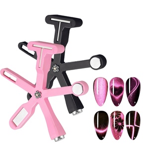 Amour coeur motif Double aimant à ongles en plastique 6in1 effet oeil de chat demi-lune <span class=keywords><strong>marguerite</strong></span> fleur français UV Attraction <span class=keywords><strong>manucure</strong></span> 1 pièces - Product Image 1