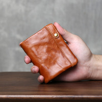 Dompet Kulit Asli Pria Grosir Terbaru, Dapat Dikustomisasi, dari Kulit Sapi Lapis Atas yang Diolah Alami dengan Gaya Mewah.