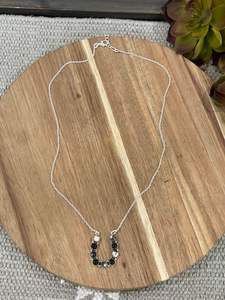 Collar de Plata de Ley Hecho a Mano con Herradura de Búfalo Blanco para Mujer, Regalo para Ella - Product Image 3