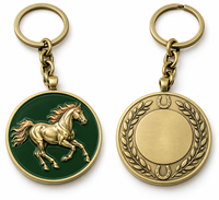 Porte-clés en métal personnalisé avec médaillon émaillé en forme de cheval, logo personnalisé, cadeau promotionnel en gros, fabricant OEM, porte-clés de qualité supérieure en vrac