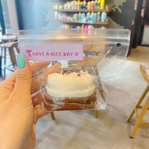 Jouets alimentaires en gros : Nouveau design, jouet souple anti-stress en forme de soufflé au fromage et gâteau aux fraises à presser - Product Image 6