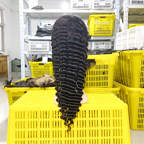 วิกผมลูกไม้แบบลึก