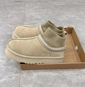 2025 Phụ Nữ Mới Của Nhà Thiết Kế Thời Trang Nhà Máy Mới Bán Hàng Trực Tiếp Mùa Đông Khởi Động Ấm Phụ Nữ Của Giày - Product Image 1