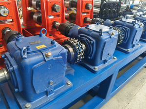 เครื่องขึ้นรูปโลหะรูปตัวซี เครื่องขึ้นรูปโครงเหล็กซีซี เครื่องขึ้นรูปเหล็กเคลือบไวนิล ซื้อเครื่องขึ้นรูปเหล็กเคลือบไวนิล - Product Image 3