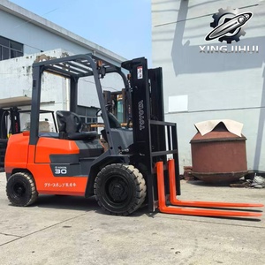 Chariot élévateur TOYOTA FDZN30 3 tonnes d'occasion, importé du Japon, moteur 1DZ-2, machine d'occasion, alimenté au carburant, avec déplaceur latéral pour conteneurs. - Product Image 2