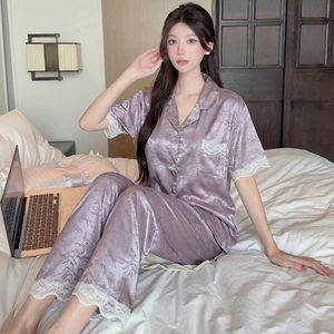 Set di Lusso per Pigiama <span class=keywords><strong>da</strong></span> <span class=keywords><strong>Donna</strong></span>: Top a Maniche Corte e Pantaloni Lunghi, Adatto per l'Uso Diurno, con Finitura Simil-Seta - Product Image 2