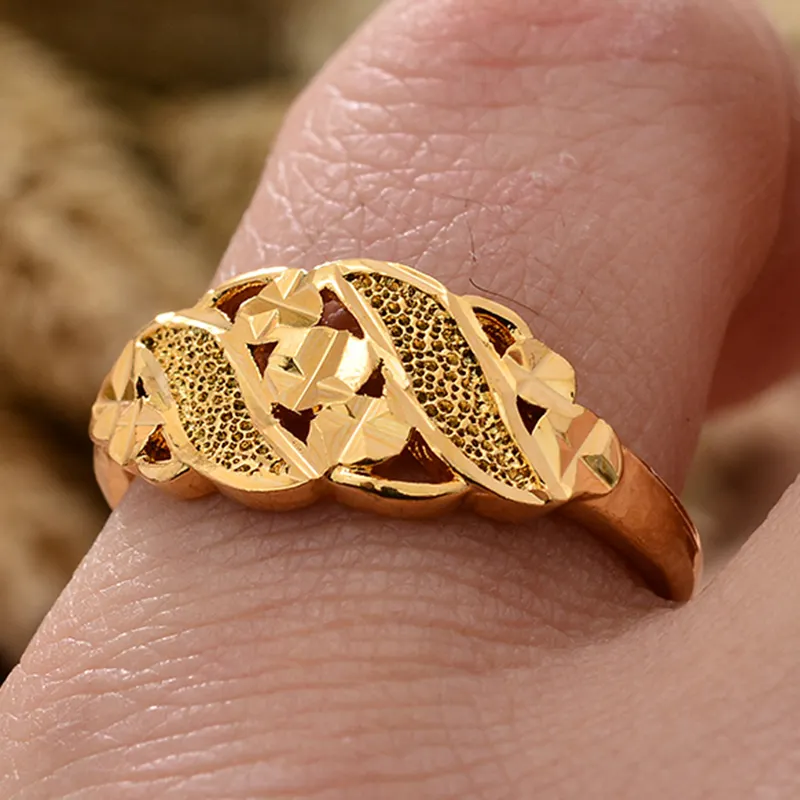 Anillos de cobre de color dorado para mujeres y hombres, anillo de Color dorado de Dubái, anillos árabes de Nigeria, joyería de flores de diseñador de boda